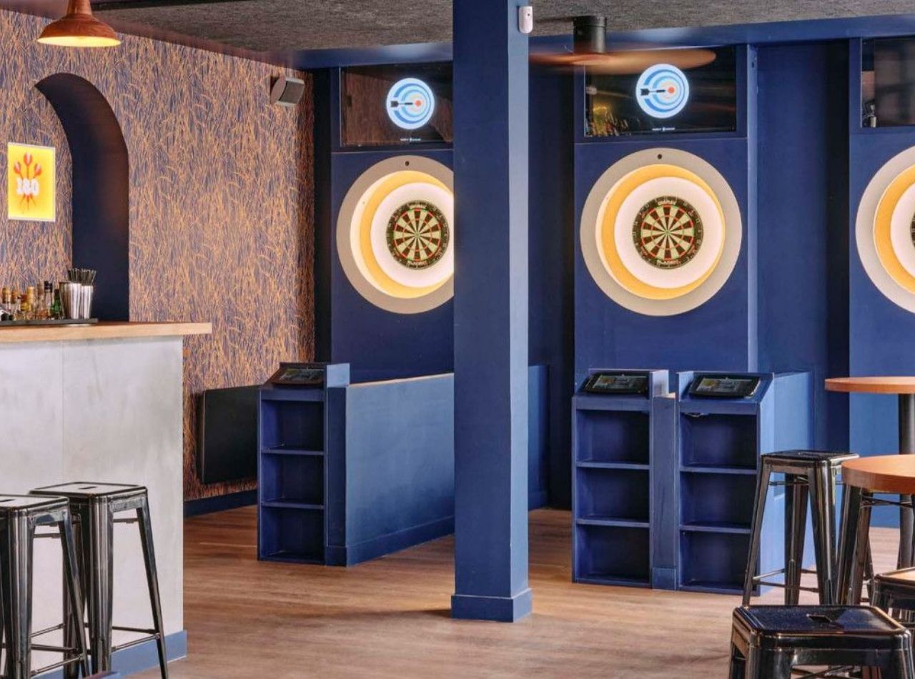 Les petites fleches - Bar à jeux insolite