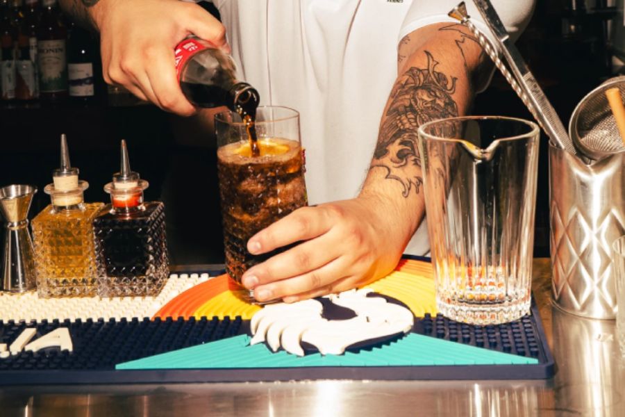 avis chill and golf paris bar